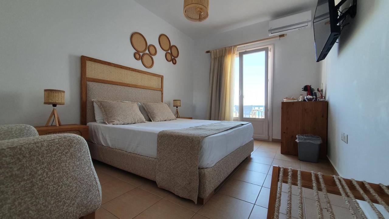 Sarakiniko Rooms Adamantas  Exterior foto