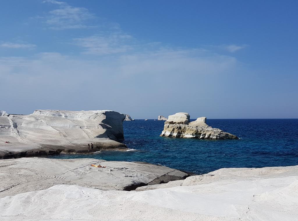 Sarakiniko Rooms Adamantas  Exterior foto